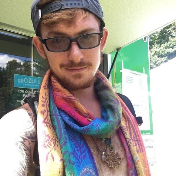 Meet your Posher, Benjamin - Picture 1 of 1